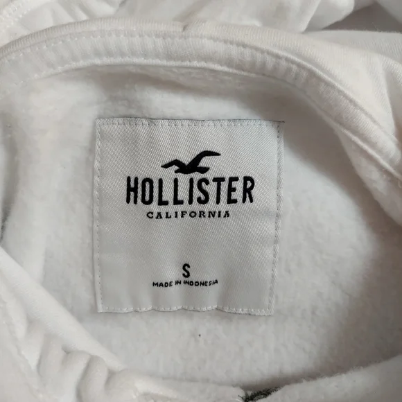 Hollister Cropped  Cherries Hoodie Size Small - Picture 4 of 4